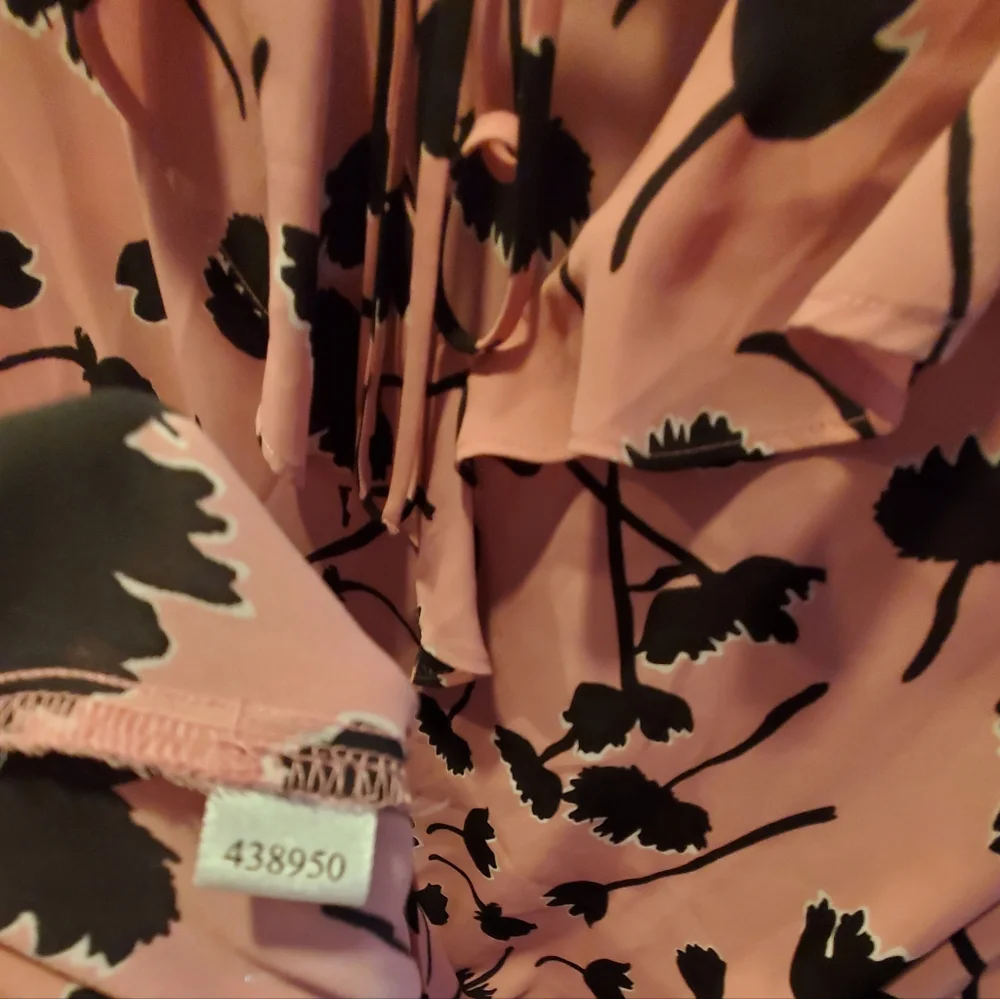 Floral Ruffled Blouse Medium By Loft - Picture 4 of 11